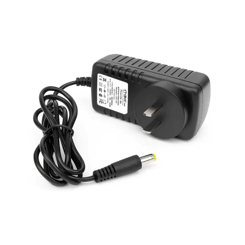 FUENTE ENCHUFABLE 24W 2A IP20 - TBCIN